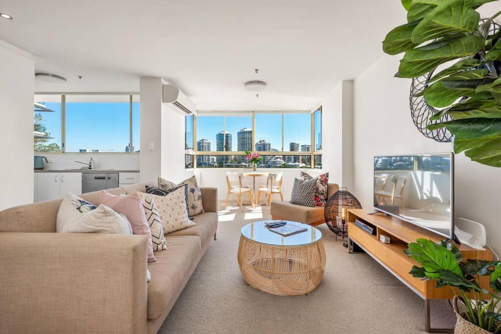 Fab! ~ Skyline City, Water + Story Bridge Views Apartment Brisbane Exterior photo